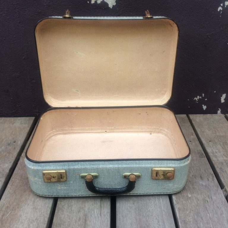 Petite valise en carton vintage avec poignée cuir ...