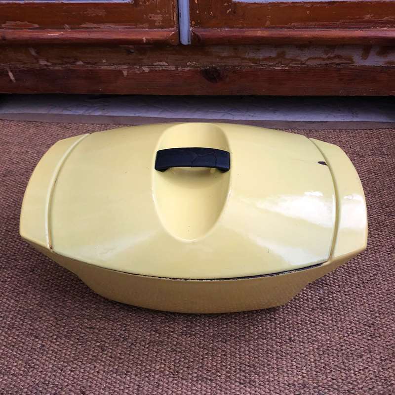Ancienne Cocotte Marmite Ovale LE CREUSET en Fonte Emaillée Jaune